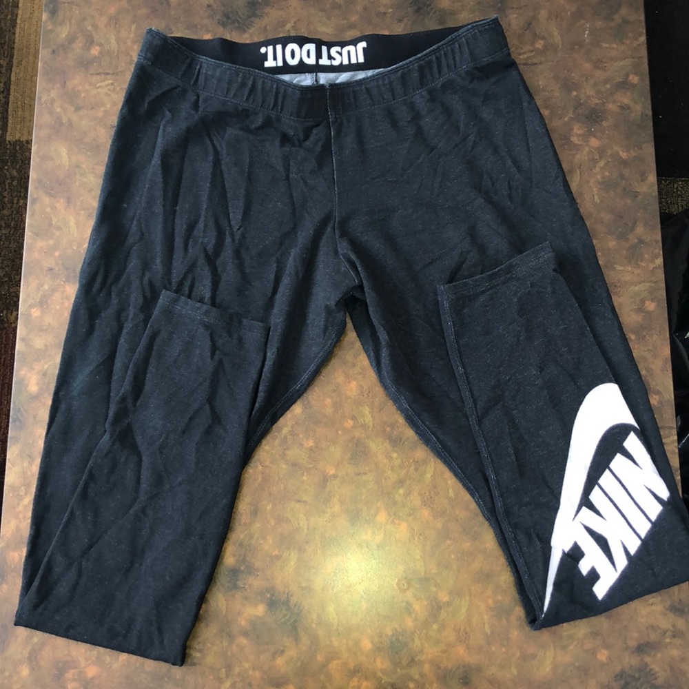 Nike leggings